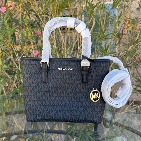 Michael Kors Black Tote Bag - Picture 1 of 12